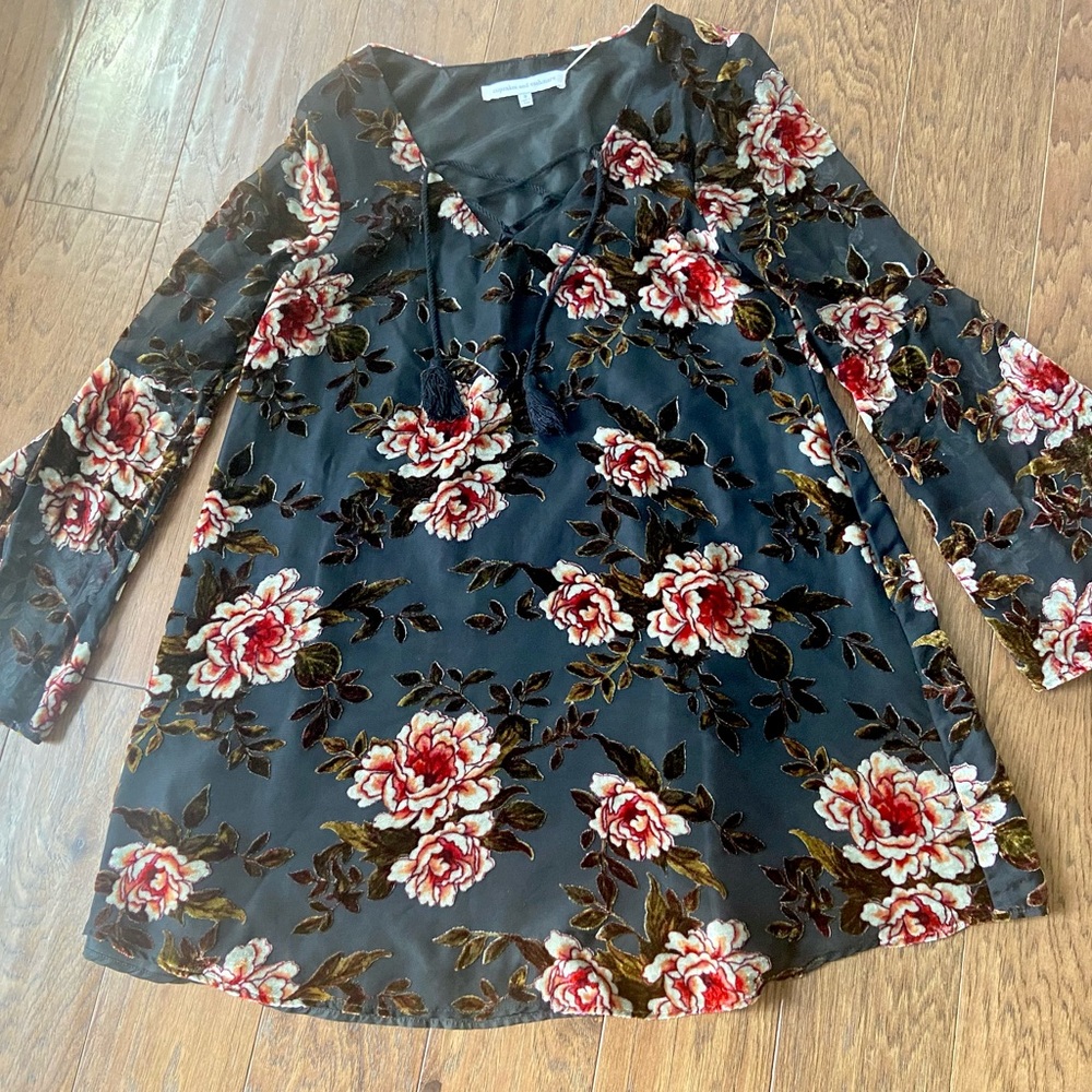 Cupcakes and Cashmere Black Floral Dress Small